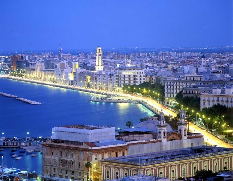 Residenze Unita D'Italia Acomodação com café da manhã Bari Exterior foto