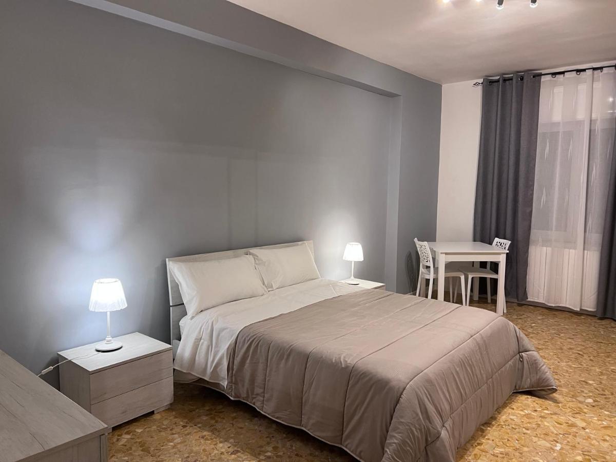 Residenze Unita D'Italia Acomodação com café da manhã Bari Exterior foto